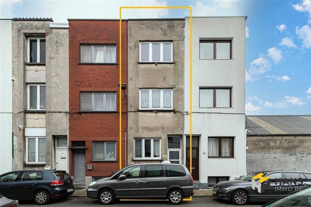 Huis te koop in Deurne 2100 239500.00€ 4 slaapkamers 182.00m² - Zoekertje 460147