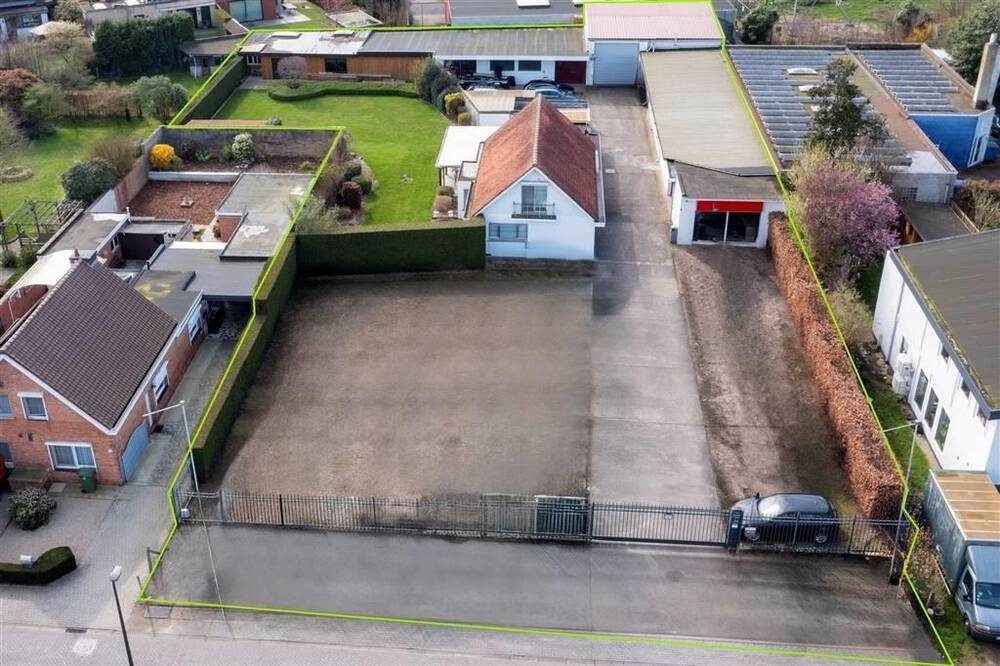 Handelszaak te koop in Wommelgem 2160 849000.00€ 2 slaapkamers 793.00m² - Zoekertje 460391