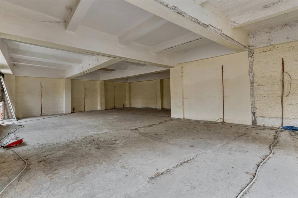 Handelszaak te in Borgerhout 2140 2850.00€ slaapkamers 808.00m² - Zoekertje 462629