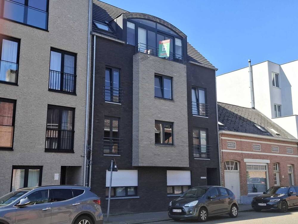 Penthouse te  koop in Geel 2440 290000.00€ 2 slaapkamers 100.00m² - Zoekertje 462053
