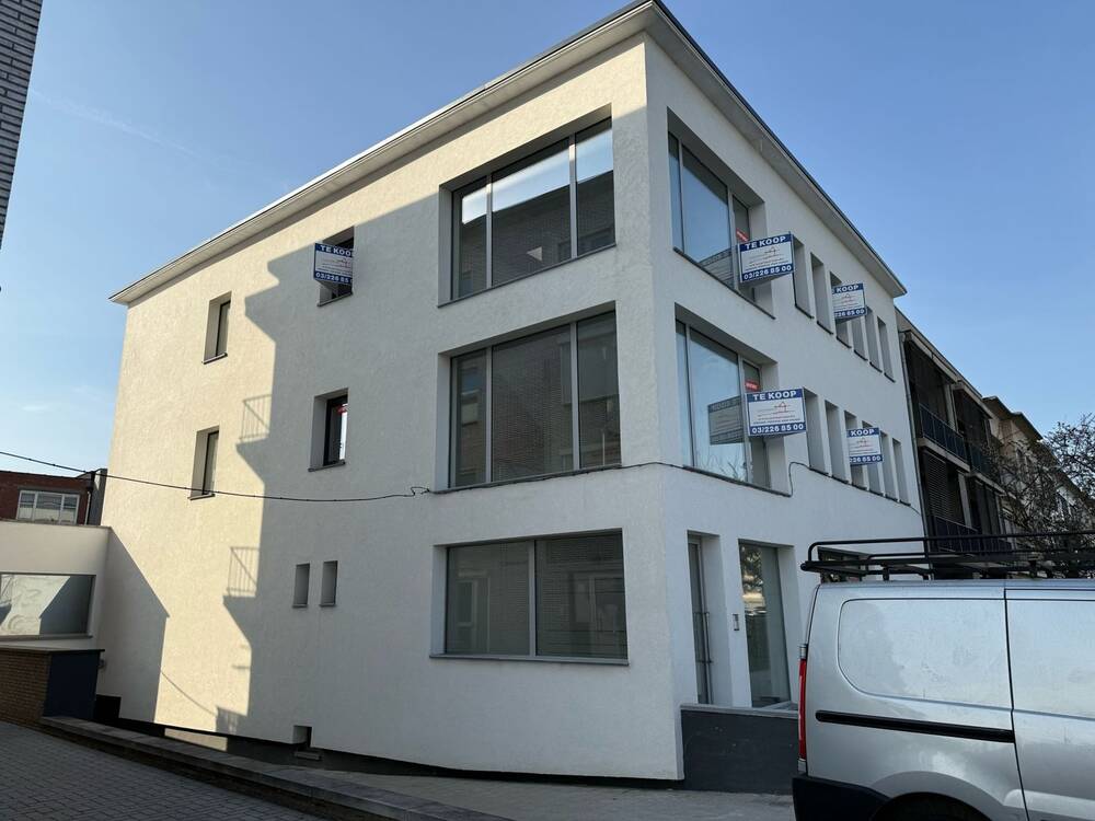 Appartement te koop in Merksem 2170 230000.00€ 1 slaapkamers 75.00m² - Zoekertje 463214