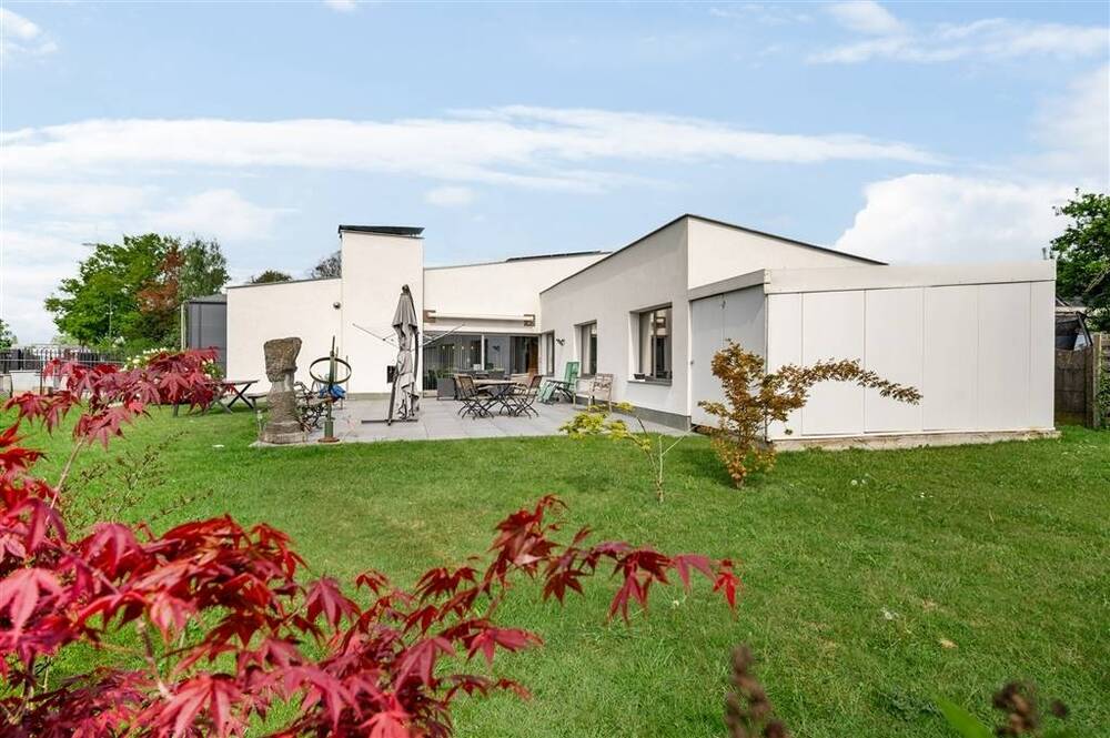 Huis te koop in Ranst 2520 649000.00€ 3 slaapkamers 253.00m² - Zoekertje 463126