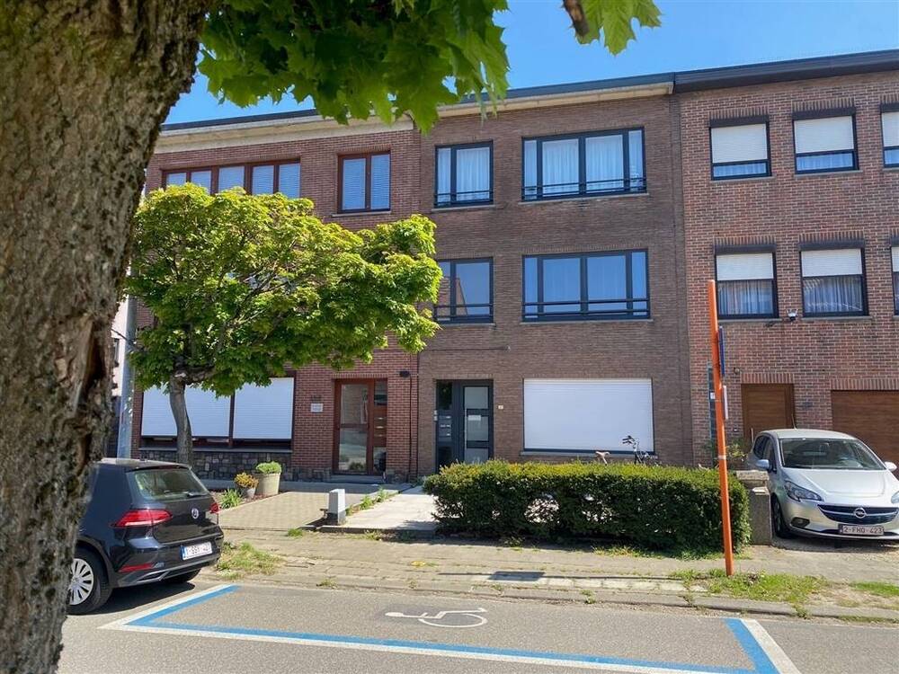 Appartement te  huur in Aartselaar 2630 830.00€ 2 slaapkamers 72.00m² - Zoekertje 463040