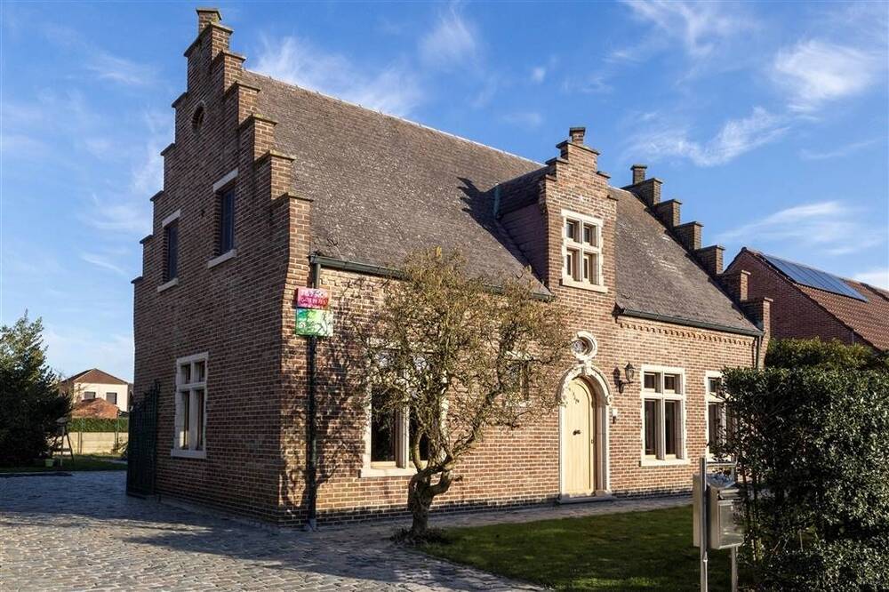 Huis te koop in Herenthout 2270 479000.00€ 3 slaapkamers 221.00m² - Zoekertje 470520