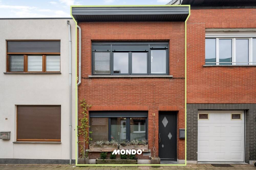 Huis te koop in Hoboken 2660 390000.00€ 4 slaapkamers 155.00m² - Zoekertje 466328