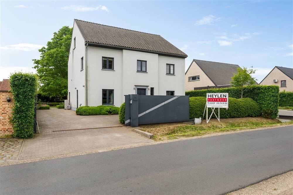 Huis te koop in Berlaar 2590 695000.00€ 4 slaapkamers 324.00m² - Zoekertje 467920