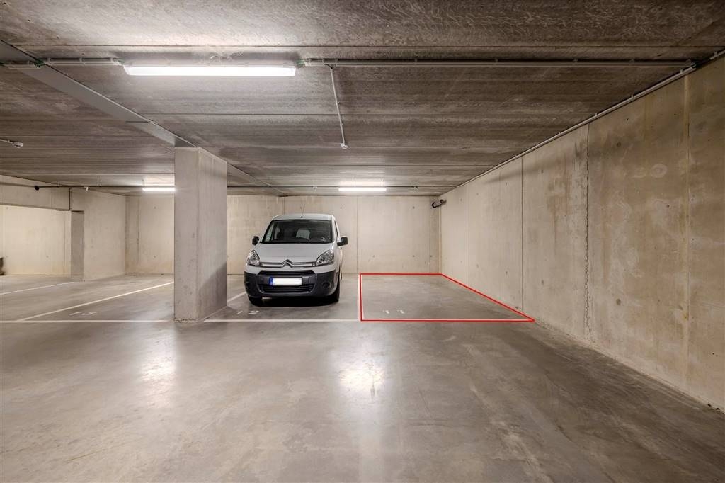 Parking & garage te koop in Lille 2275 17000.00€ slaapkamers m² - Zoekertje 467814