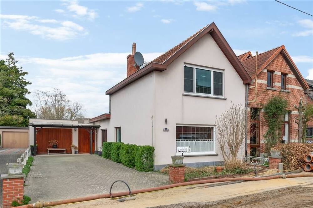Huis te koop in Ranst 2520 449950.00€ 2 slaapkamers 133.00m² - Zoekertje 468394