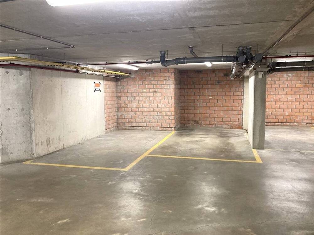 Parking & garage te huur in Lier 2500 70.00€ slaapkamers m² - Zoekertje 469919