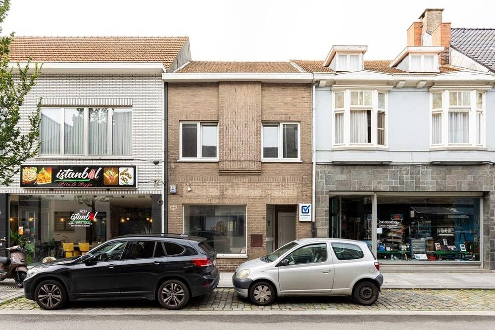 Huis te koop in Ekeren 2180 299900.00€ 2 slaapkamers 161.00m² - Zoekertje 471655