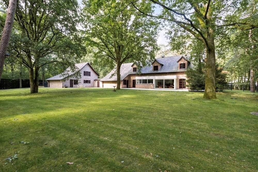 Villa te in Schilde 2970 1295000.00€ 4 slaapkamers 520.00m² - Zoekertje 472477