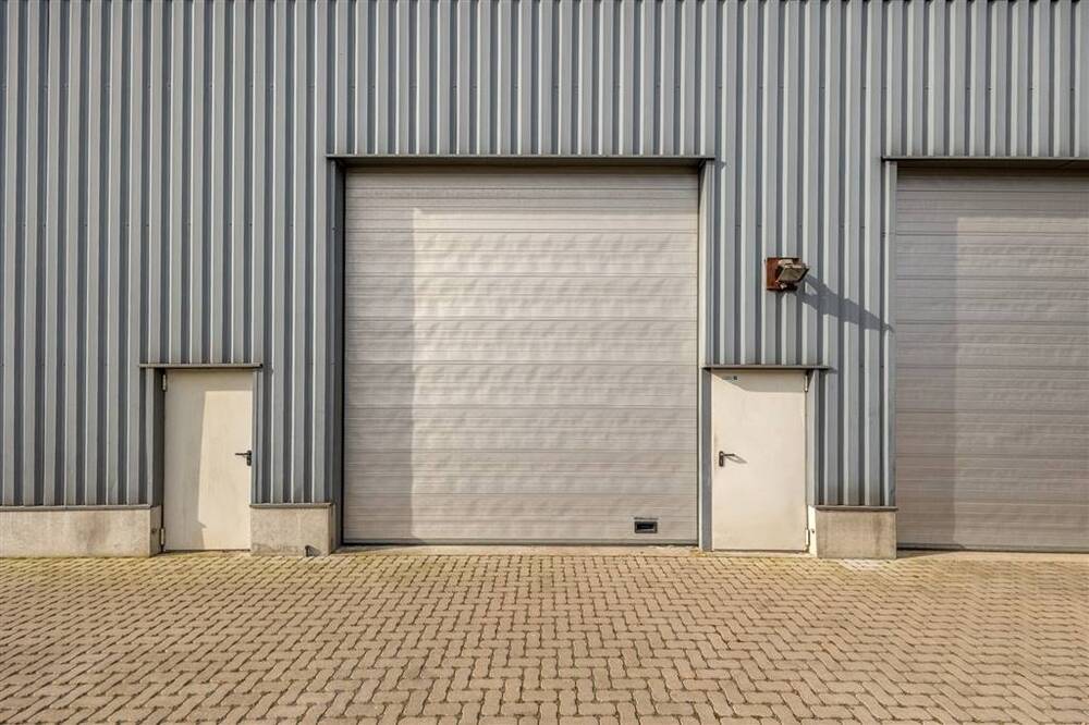 Handelszaak te huur in Lint 2547 1100.00€ slaapkamers 133.00m² - Zoekertje 472858