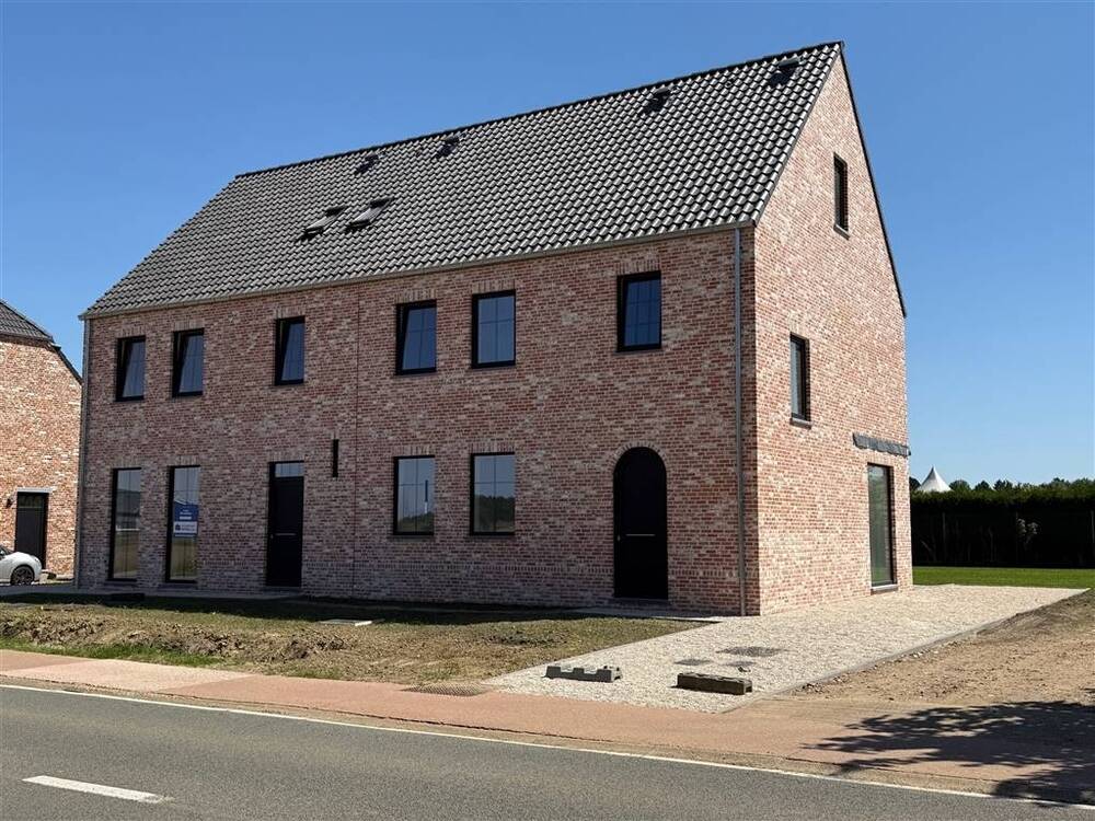 Huis te koop in Vorst 2430 445000.00€ 3 slaapkamers 173.00m² - Zoekertje 472018