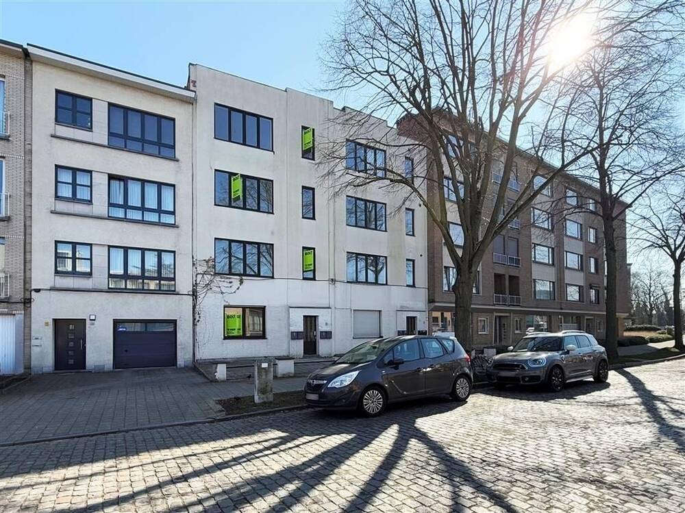 Huis te koop in Wilrijk 2610 1070000.00€ 7 slaapkamers 240.00m² - Zoekertje 475767