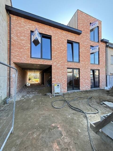 Appartement te koop in Beerzel 2580 252000.00€ 1 slaapkamers 70.00m² - Zoekertje 475536