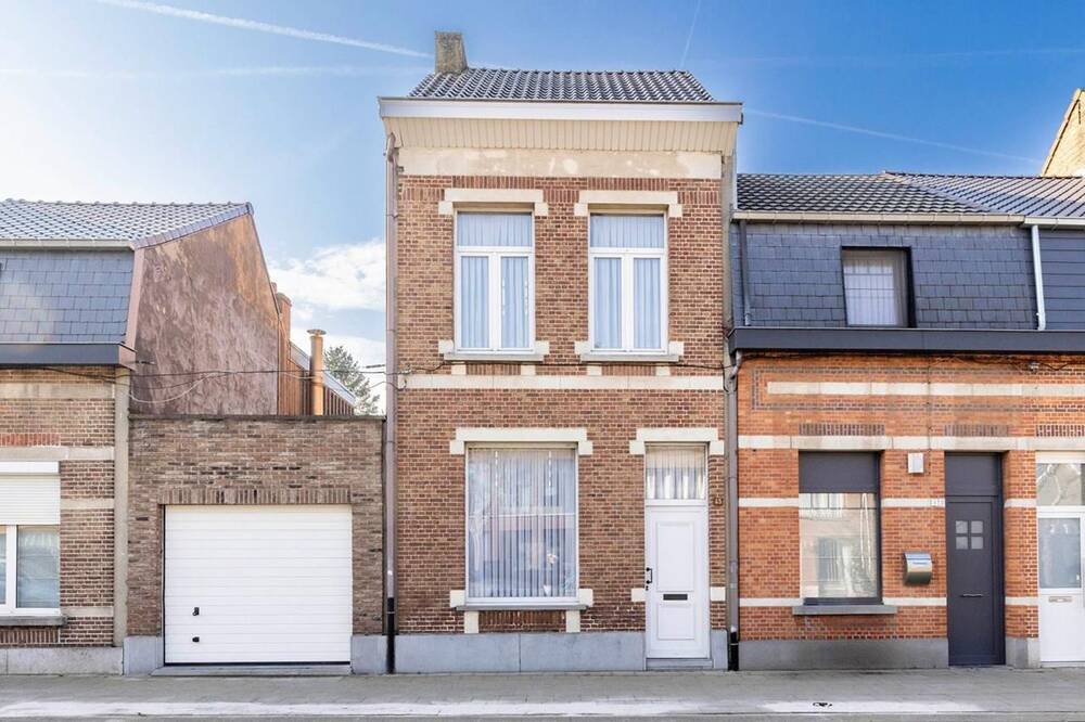 Huis te  koop in Lier 2500 324000.00€ 3 slaapkamers 186.00m² - Zoekertje 477678