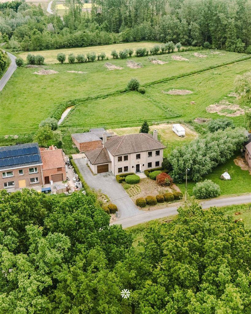 Huis te  koop in Hingene 2880 849000.00€ 4 slaapkamers 318.00m² - Zoekertje 475646