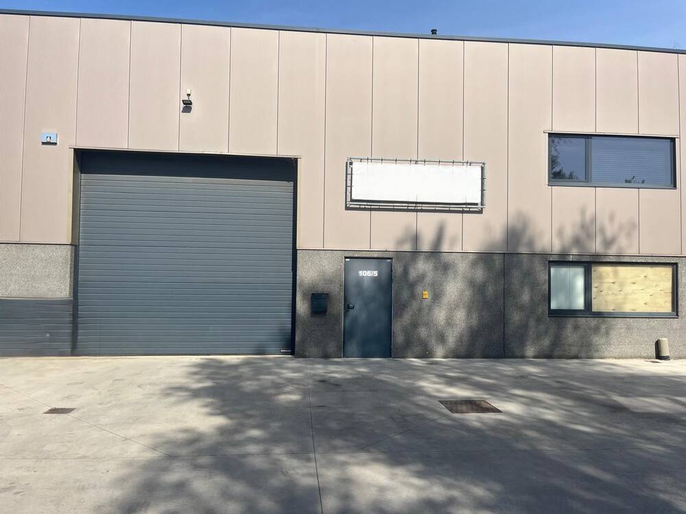 Handelszaak te huur in Ranst 2520 1900.00€ slaapkamers 345.00m² - Zoekertje 475902