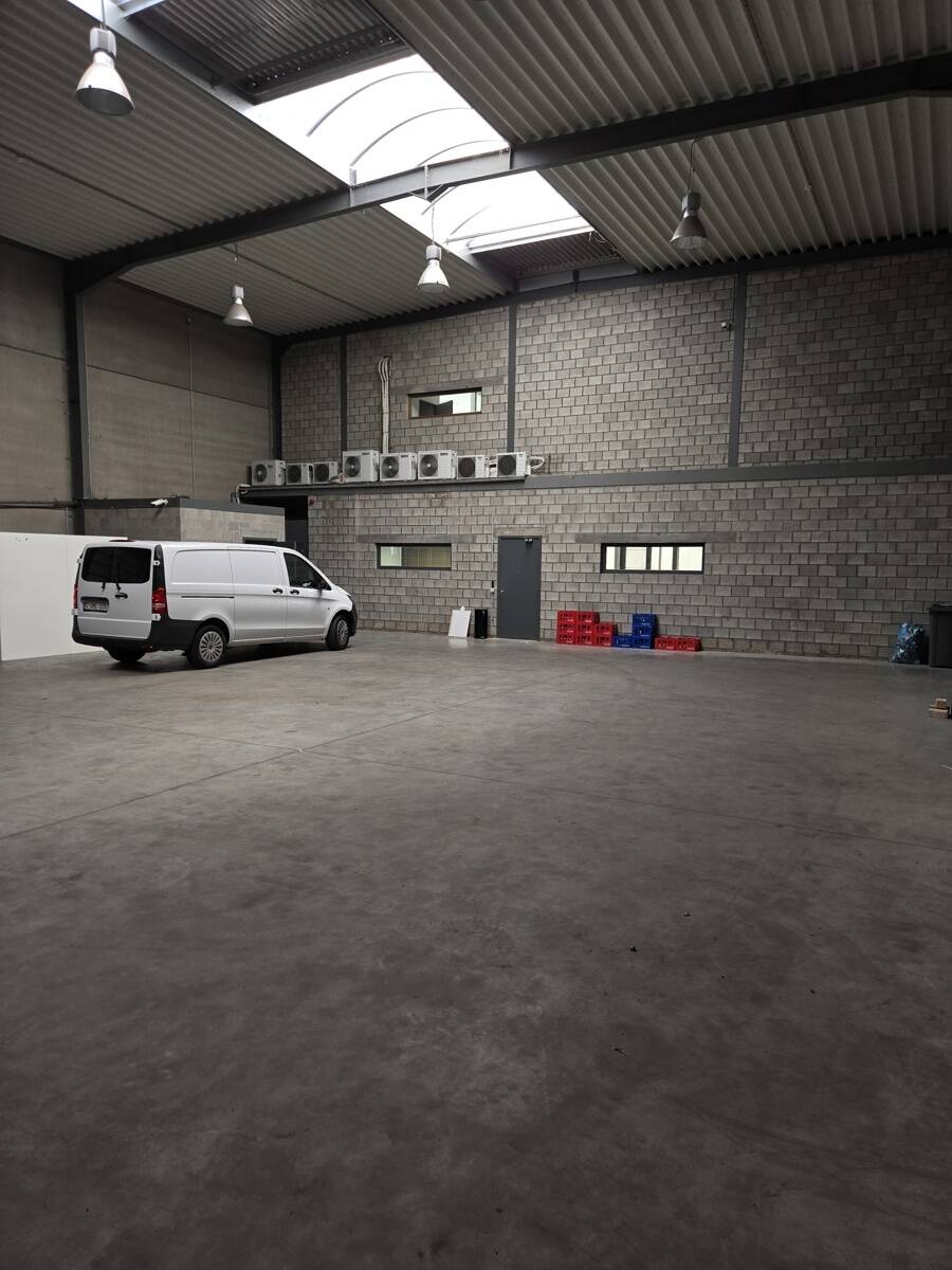 Handelszaak te  huur in Rijkevorsel 2310 1750.00€  slaapkamers 412.00m² - Zoekertje 475836