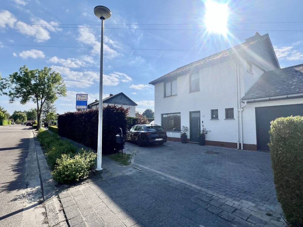 Huis te koop in Heist-op-den-Berg 2220 399000.00€ 3 slaapkamers 140.00m² - Zoekertje 477919