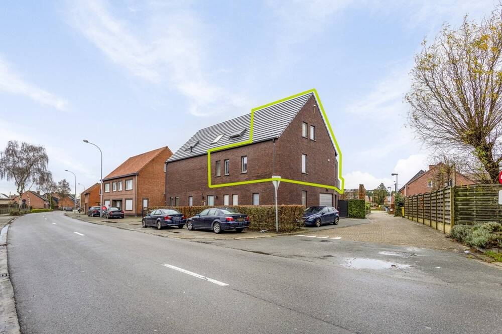 Duplex te  koop in Mol 2400 339000.00€ 4 slaapkamers 133.00m² - Zoekertje 478633