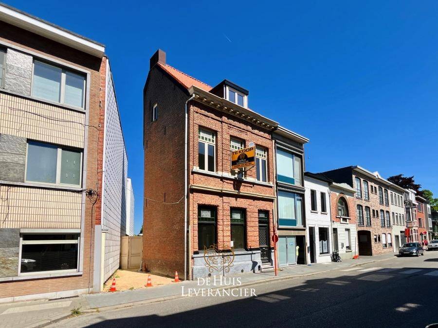 Huis te koop in Kontich 2550 599000.00€ 4 slaapkamers 240.00m² - Zoekertje 478407