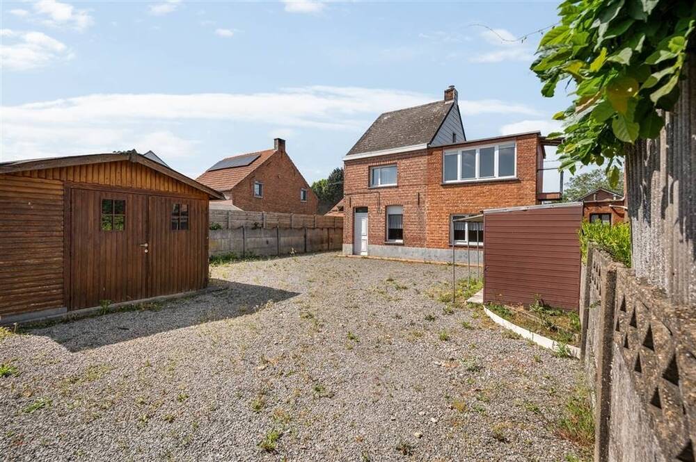 Huis te koop in Hulshout 2235 140000.00€ 2 slaapkamers 176.00m² - Zoekertje 478921