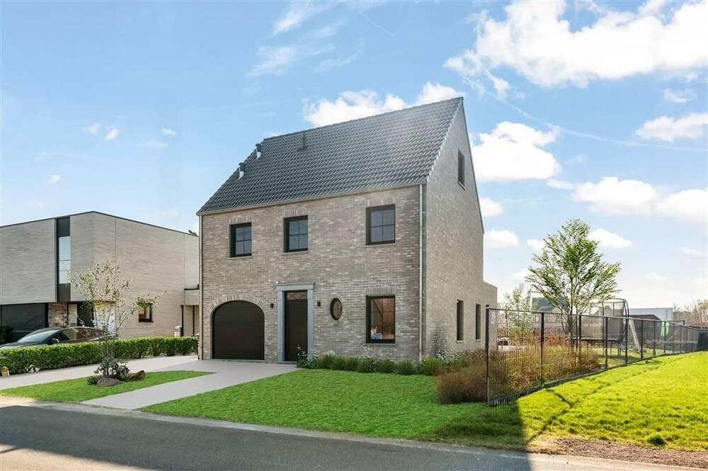 Huis te koop in Balen 2490 499000.00€ 3 slaapkamers 238.00m² - Zoekertje 479668
