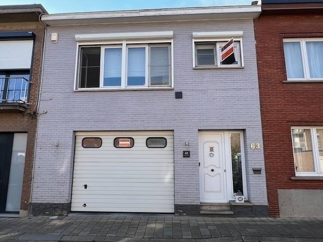 Huis te koop in Boom 2850 338000.00€ 2 slaapkamers 232.00m² - Zoekertje 481307