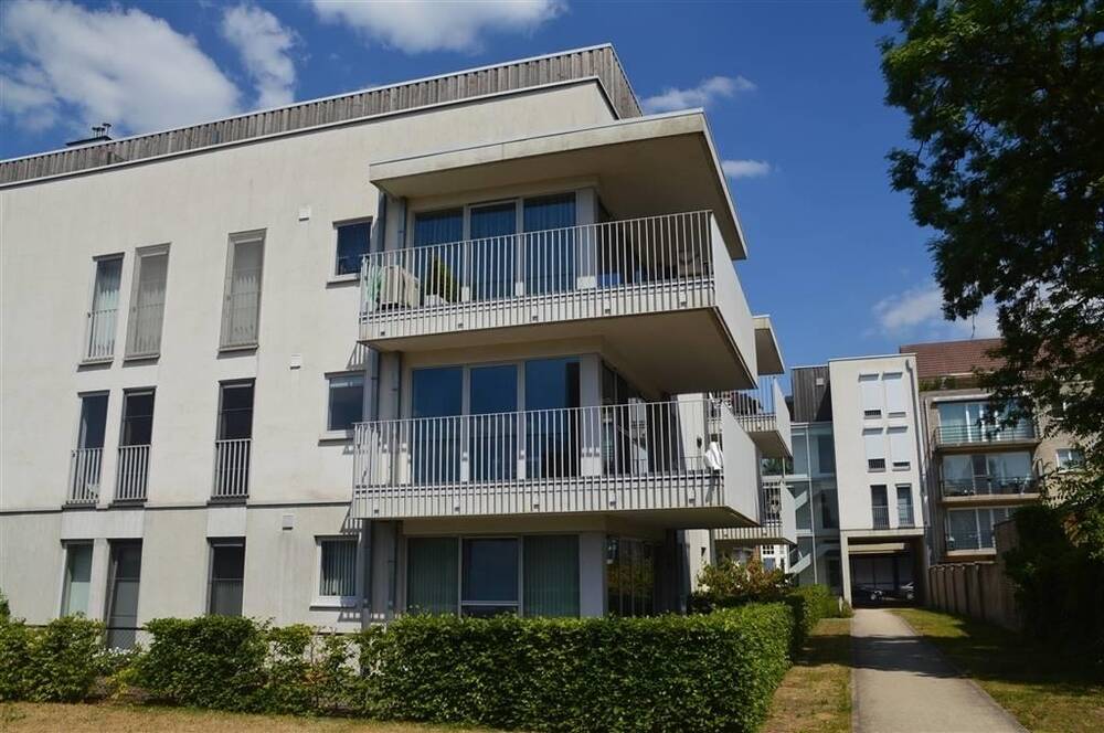 Appartement te  huur in Mol 2400 850.00€ 2 slaapkamers 101.79m² - Zoekertje 482471