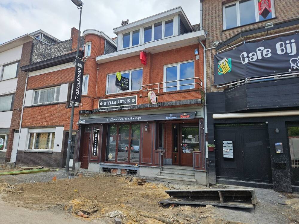 Handelszaak te huur in Mol 2400 1600.00€ slaapkamers m² - Zoekertje 482357