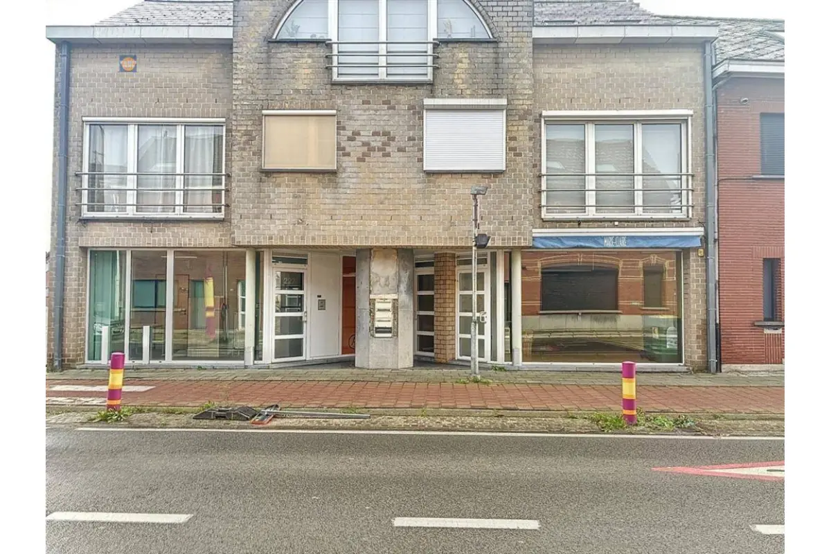 Handelszaak te  koop in Willebroek 2830 278000.00€  slaapkamers m² - Zoekertje 483251