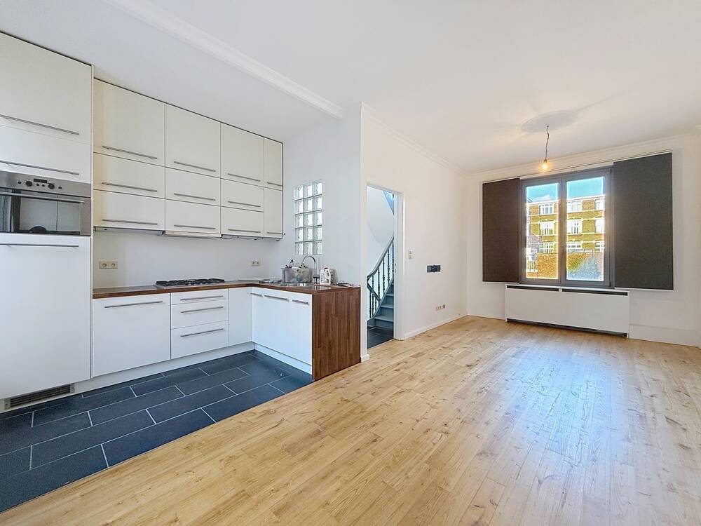 Huis te  huur in Borgerhout 2140 950.00€ 2 slaapkamers 115.00m² - Zoekertje 482578