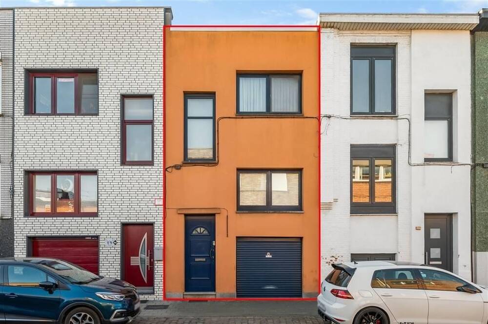 Huis te koop in Deurne 2100 315000.00€ 3 slaapkamers 145.00m² - Zoekertje 484262