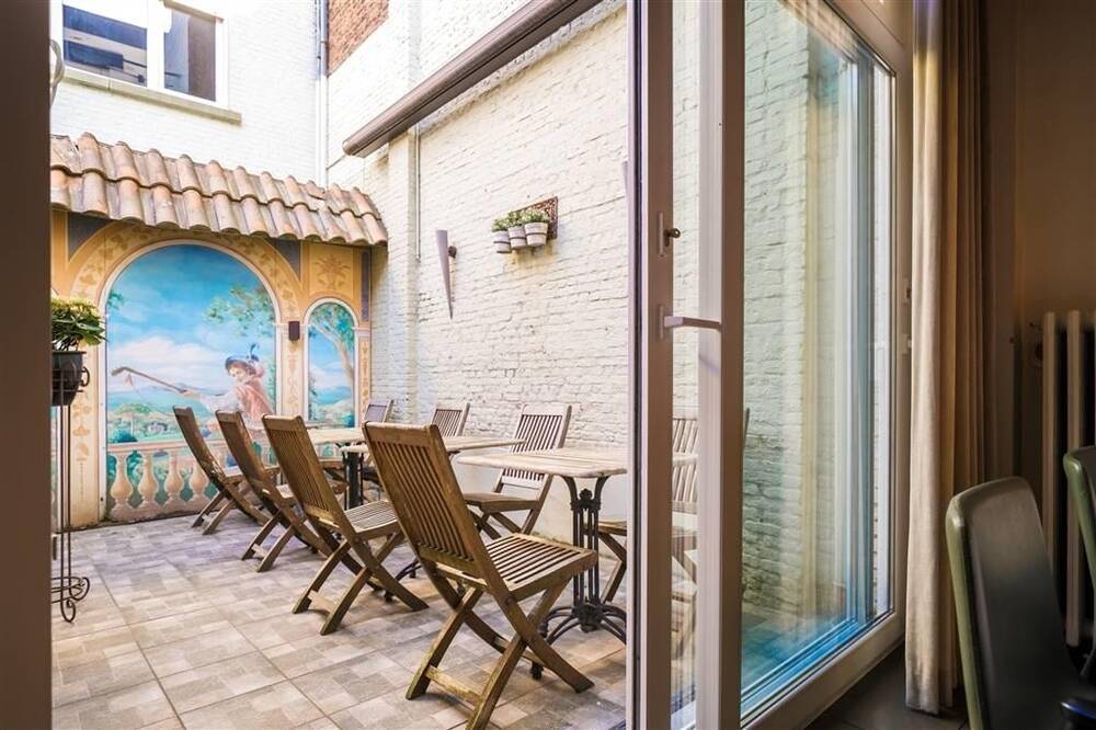 Handelszaak te koop in Mechelen 2800 0.00€ slaapkamers 161.52m² - Zoekertje 483878