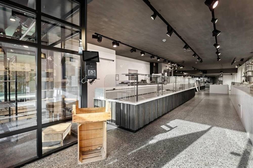 Handelszaak te koop in Hoogstraten 2320 850000.00€ slaapkamers 370.00m² - Zoekertje 484913