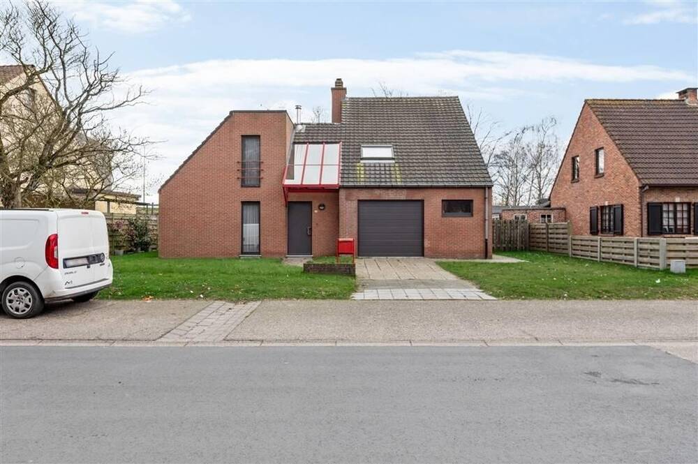 Huis te  koop in Turnhout 2300 385000.00€ 3 slaapkamers 187.00m² - Zoekertje 485044