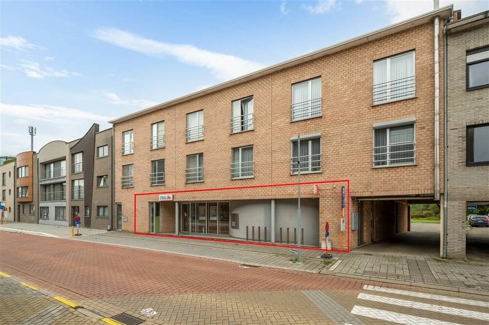 Handelszaak te koop in Boom 2850 550000.00€ slaapkamers 325.00m² - Zoekertje 484753