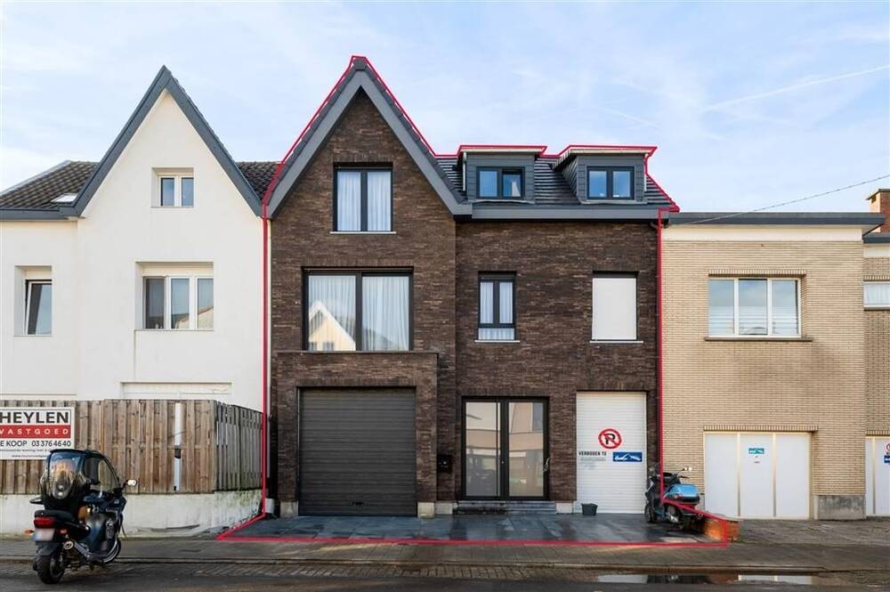 Huis te koop in Deurne 2100 529000.00€ 3 slaapkamers 180.00m² - Zoekertje 484374