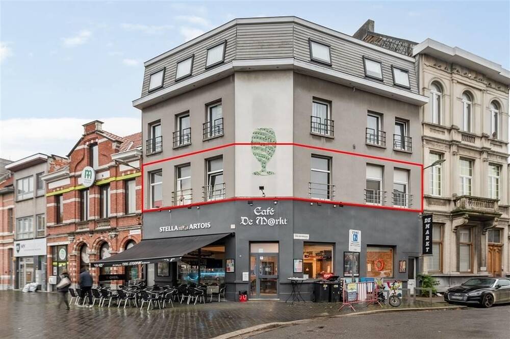 Appartement te koop in Merksem 2170 169000.00€ 2 slaapkamers 103.00m² - Zoekertje 484482