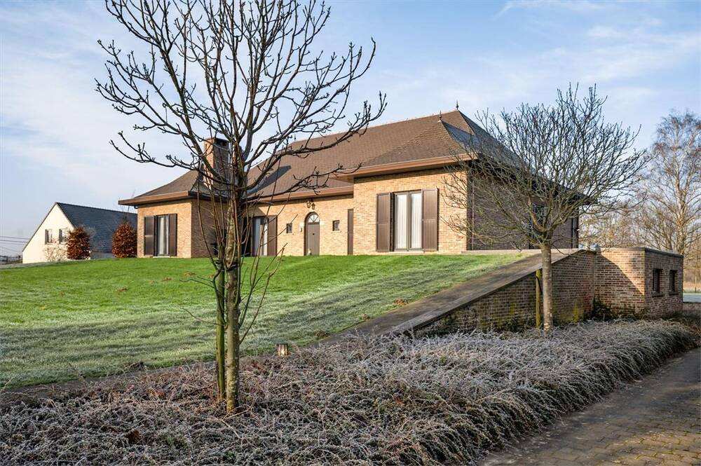 Huis te koop in Herselt 2230 649000.00€ 2 slaapkamers 479.00m² - Zoekertje 484323