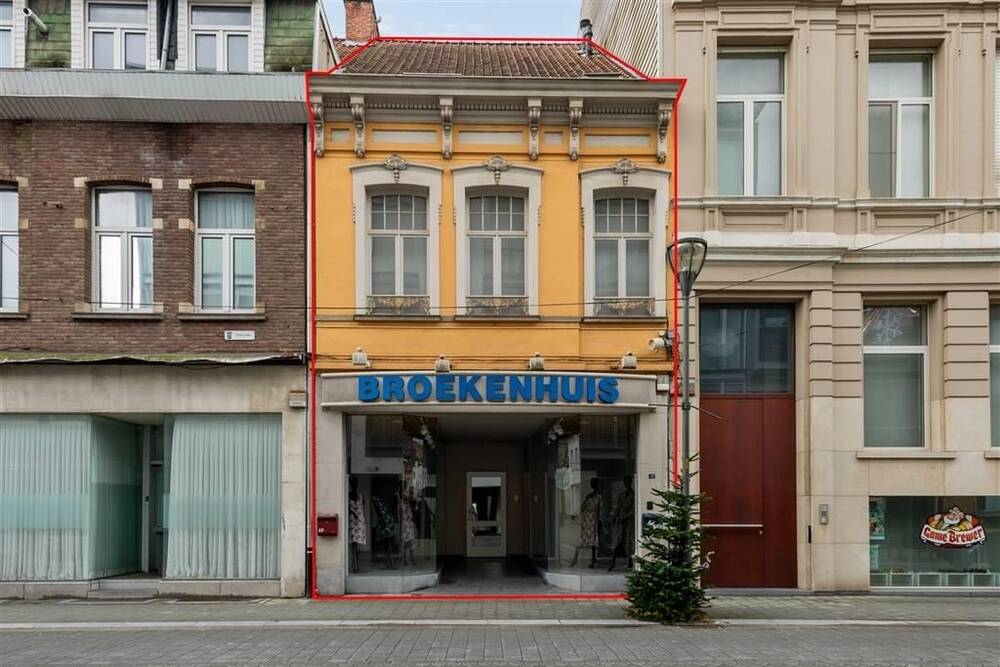 Handelszaak te koop in Turnhout 2300 310000.00€ 2 slaapkamers 429.00m² - Zoekertje 484919