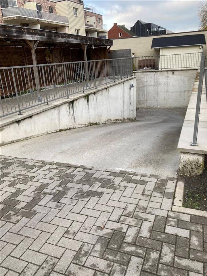 Parking & garage te koop in Malle 2390 19500.00€ slaapkamers m² - Zoekertje 484646