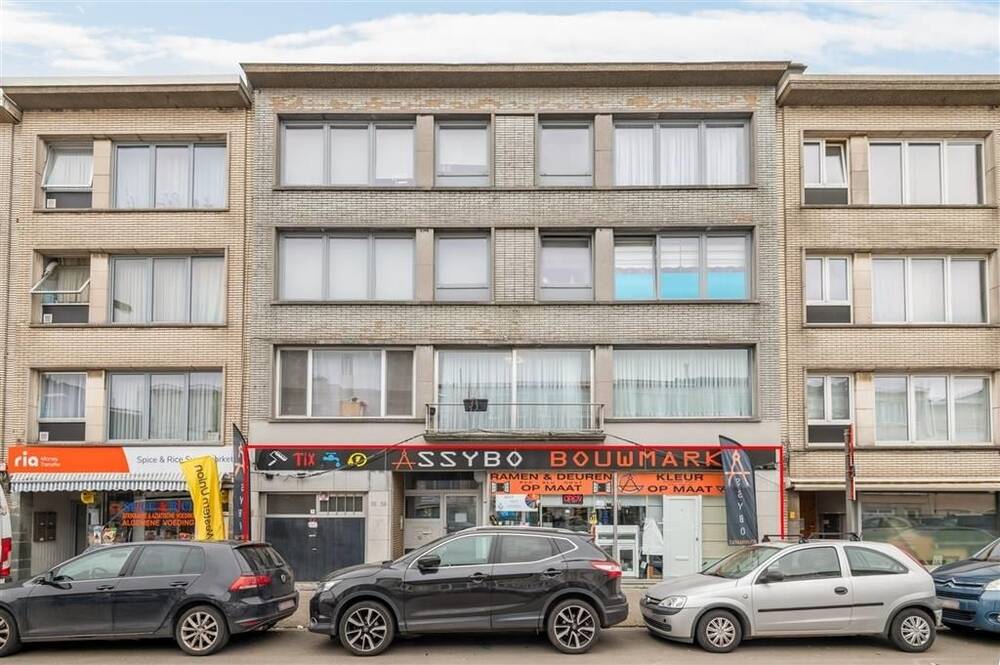 Handelszaak te koop in Deurne 2100 395000.00€ slaapkamers 235.00m² - Zoekertje 484544