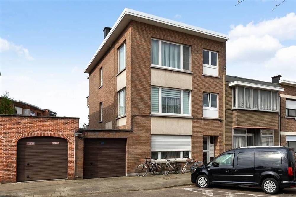Huis te koop in Wilrijk 2610 799000.00€ 6 slaapkamers 254.00m² - Zoekertje 484770