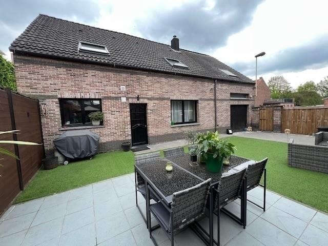 Huis te koop in Boom 2850 380000.00€ 4 slaapkamers 157.00m² - Zoekertje 486364