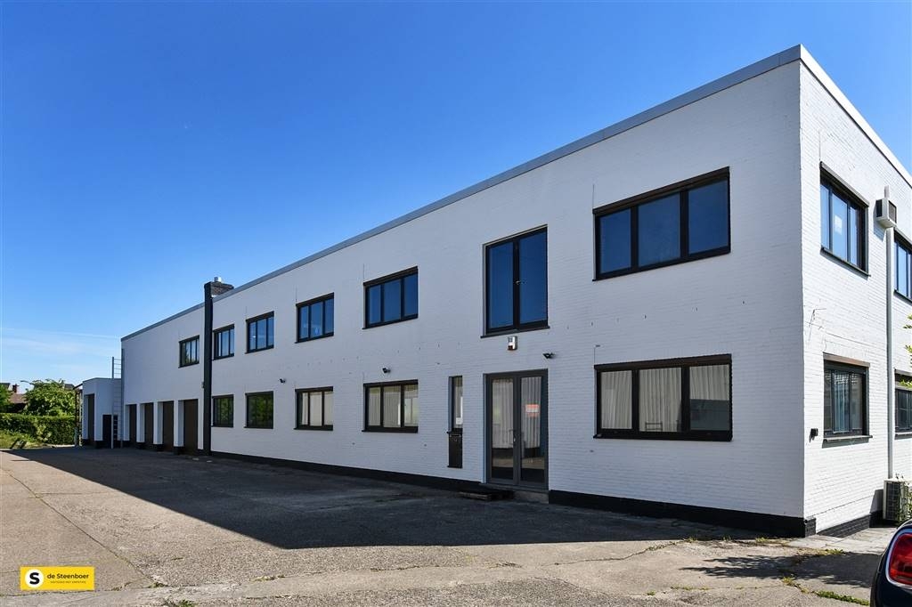Handelszaak te koop in Wommelgem 2160 895000.00€ slaapkamers 600.00m² - Zoekertje 485791