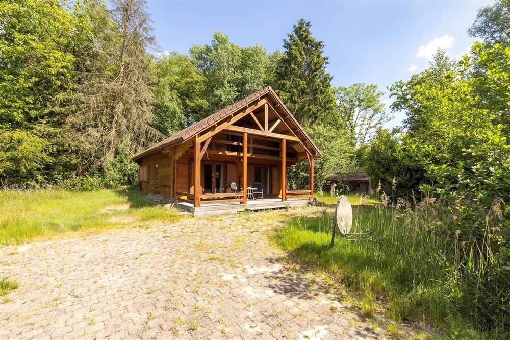Huis te koop in Westmeerbeek 2235 249000.00€ 2 slaapkamers 105.00m² - Zoekertje 486696