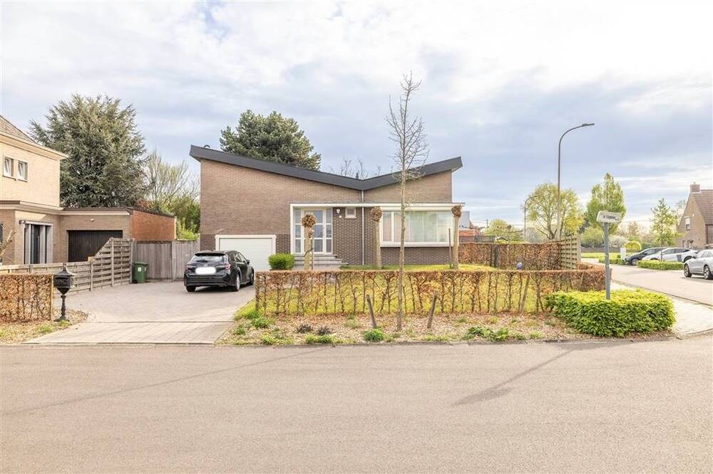 Huis te koop in Geel 2440 415000.00€ 3 slaapkamers 160.00m² - Zoekertje 486757