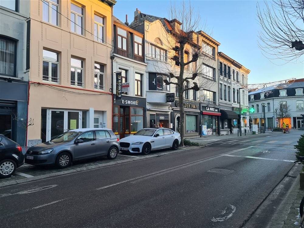 Handelszaak te huur in Turnhout 2300 800.00€ slaapkamers m² - Zoekertje 488722